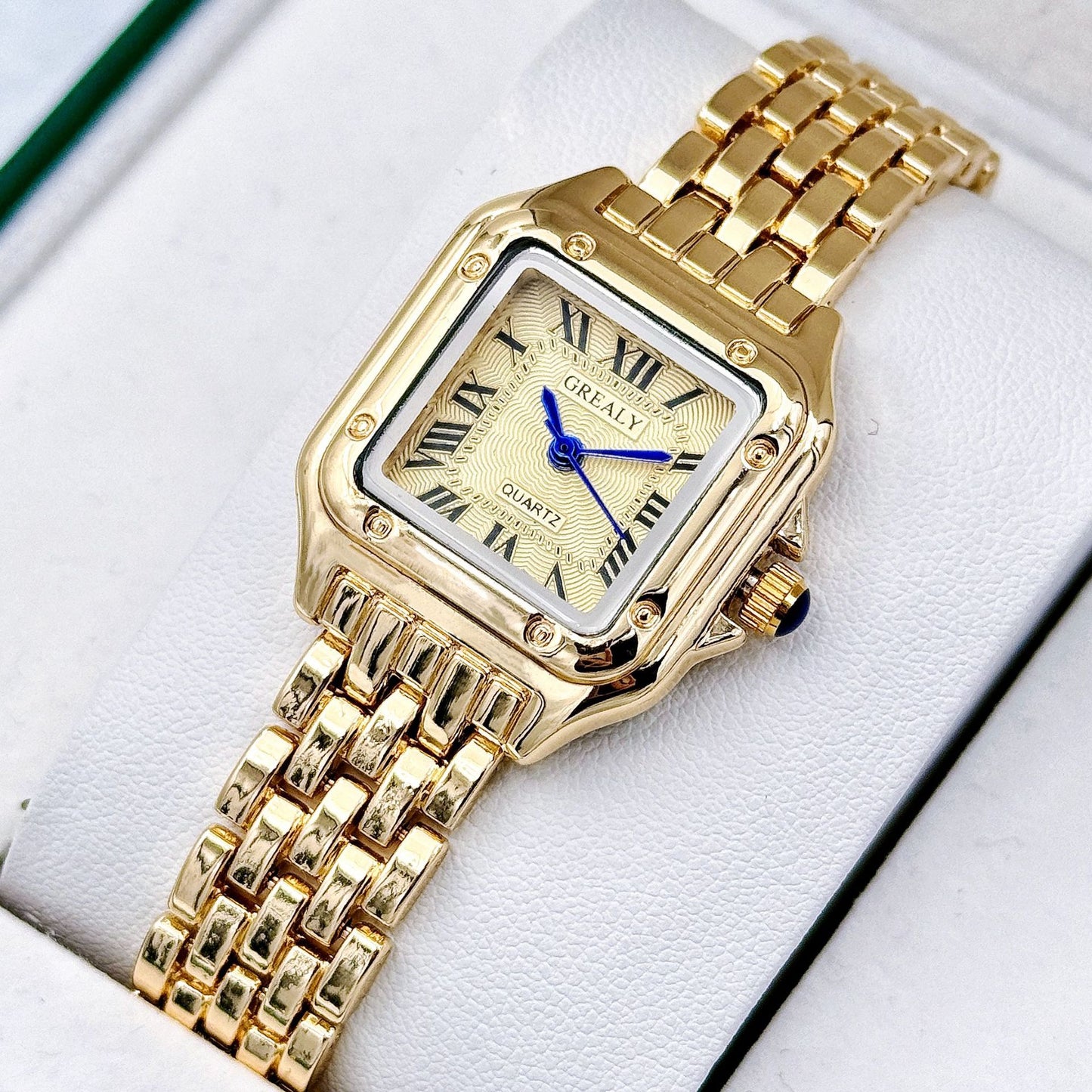square watch for women, retro classic ladies' wristwatch, fashionable quartz watch